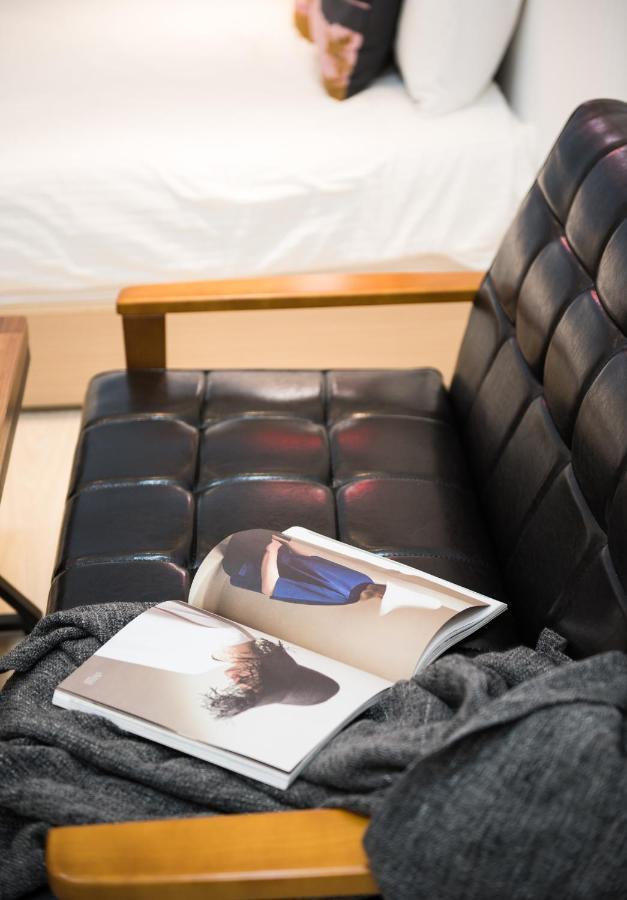 Bird Series B&B&Hostel複合式民宿#本國旅客須先匯款 Tainan Exteriör bild